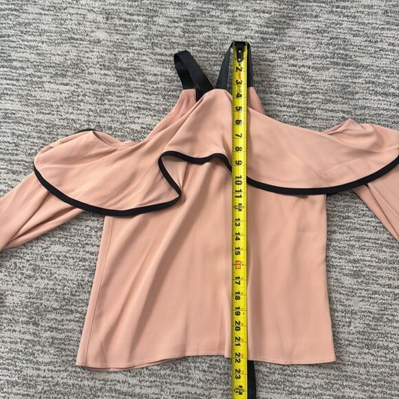 NWT Alexis Malia Off- Shoulder Blush Rose Ruffle Blouse XS Revolve - Picture 9 of 15